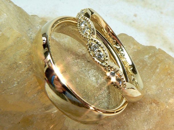 Ringpaar Gelbgold mit Brillanten in Ziernavettes
