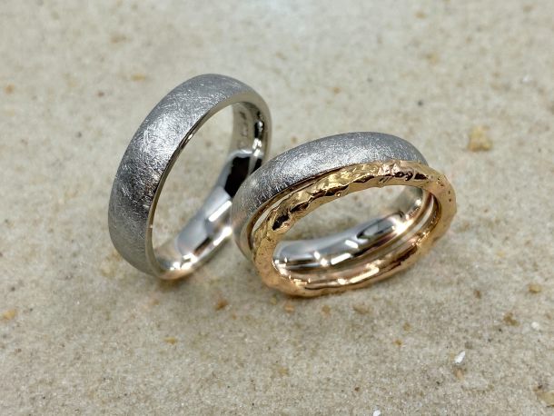 Ringpaar Platin mit Vorsteckring Roségold geschmort